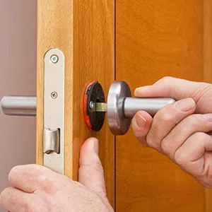 Father Son Locksmith Store Flourtown, PA 215-853-3381 - broken-key-extraction